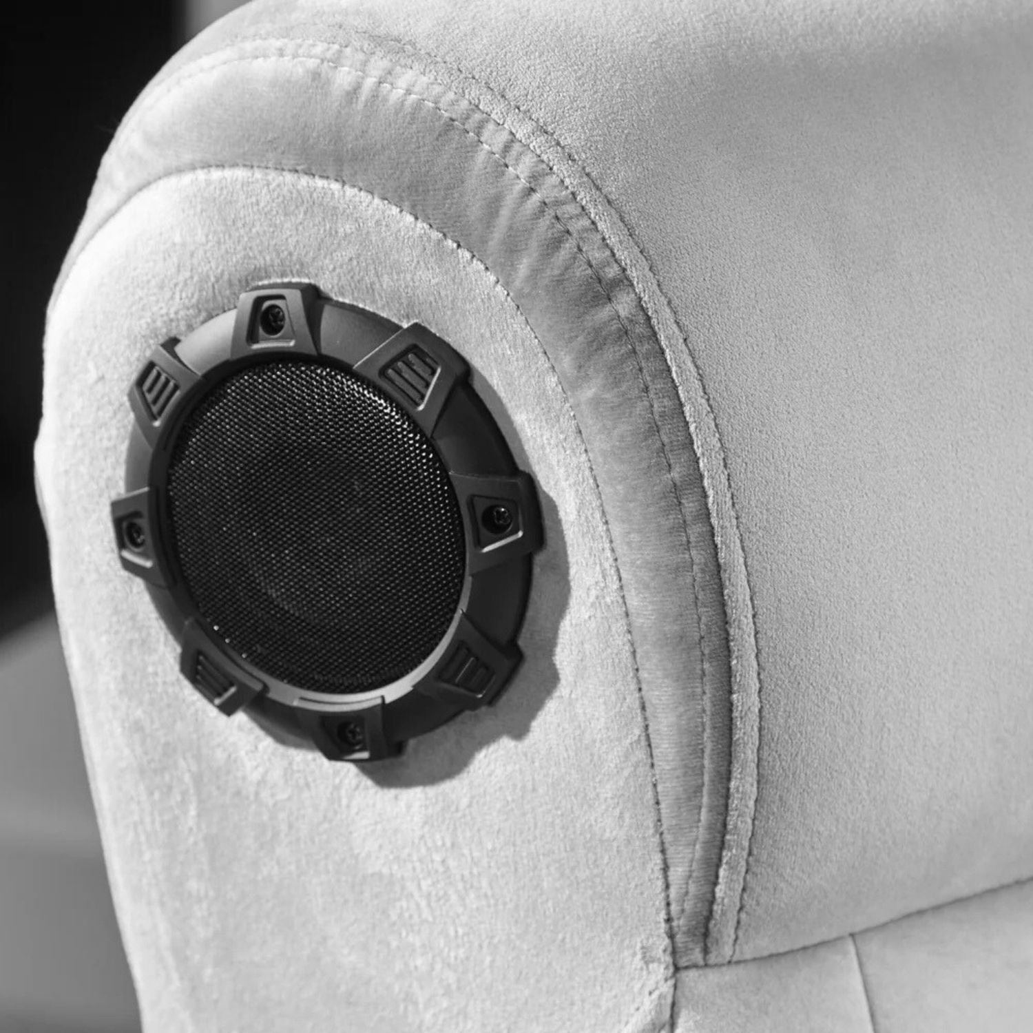 X Rocker Deluxe 4.1 Audio Fabric Console Gaming Chair with Subwoofer